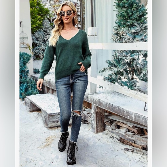 Sweater - Picture 3 of 8